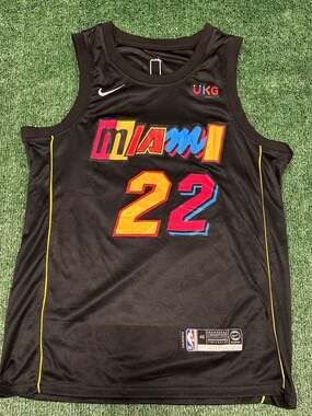 Nike Jimmy Butler Miami Heat 2021-22 City Edition Mixtape Swingman Jersey Size 4